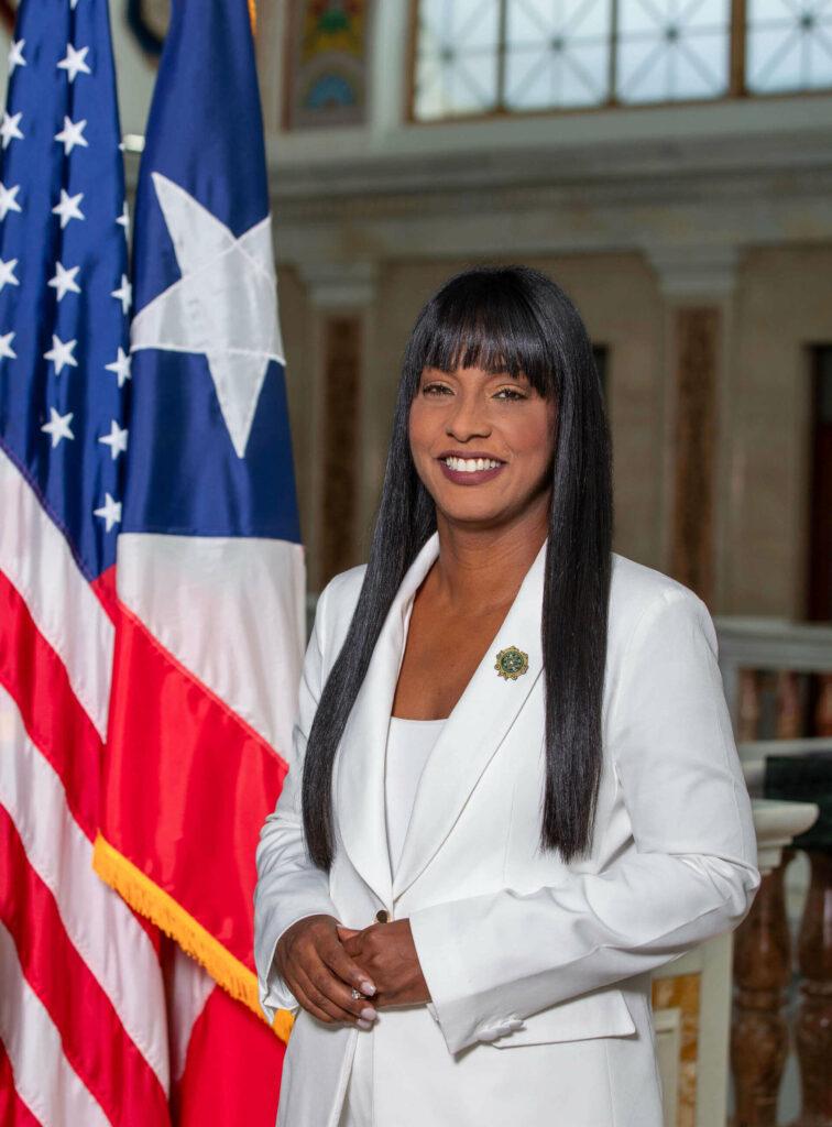 Sol Higgins portrait