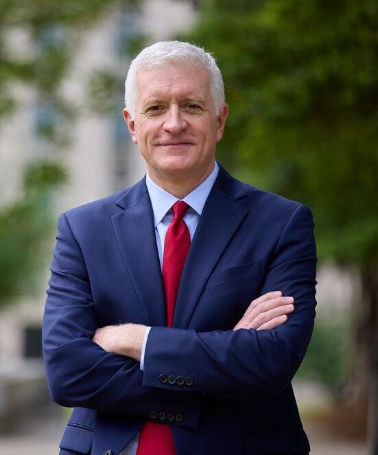 Portrait of Jason Elliott