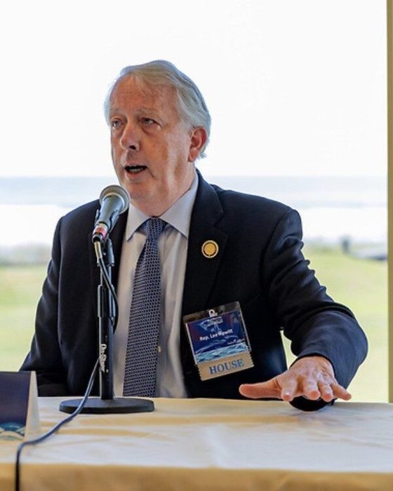 Portrait of Lee Hewitt