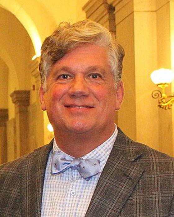 Portrait of Mark Willis