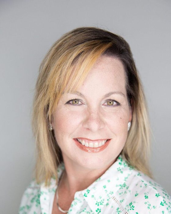 Portrait of Sarita Edgerton