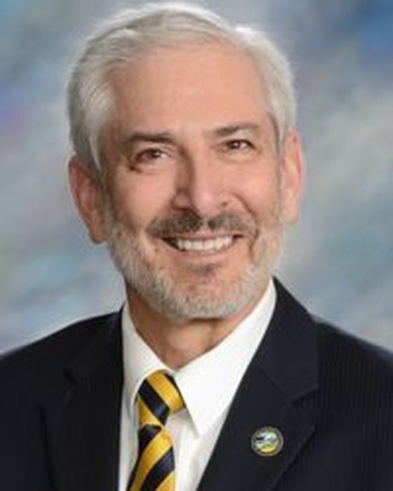 Portrait of Fred Deutsch