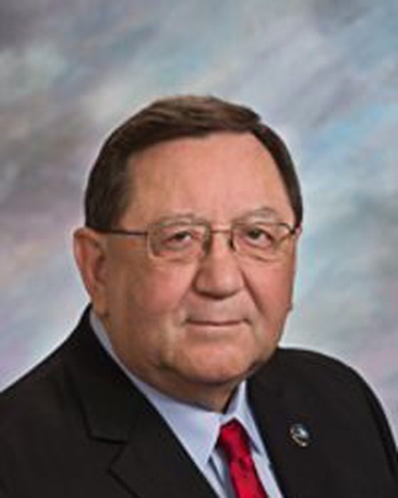 Portrait of Larry Zikmund