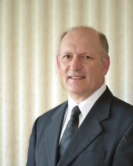 Portrait of Leslie Heinemann