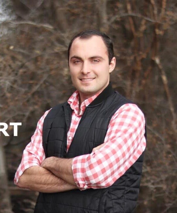 Logan Manhart portrait