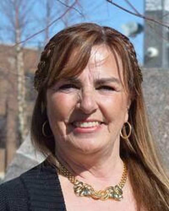 Portrait of Tina Mulally