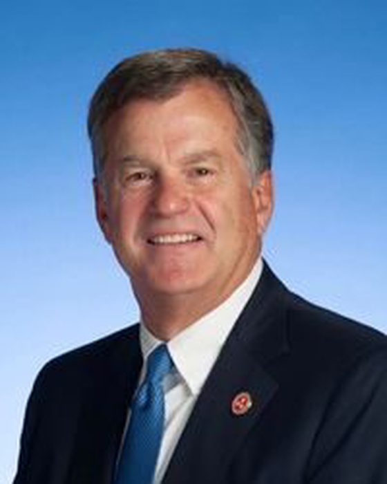 Portrait of Bill Powers