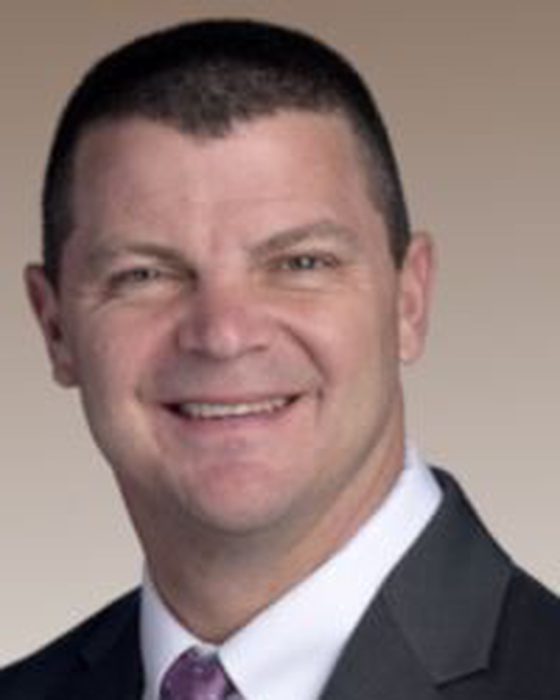 Portrait of Chris Hurt