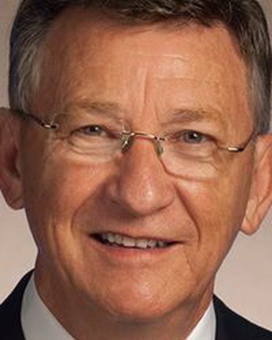 Portrait of Dan Howell