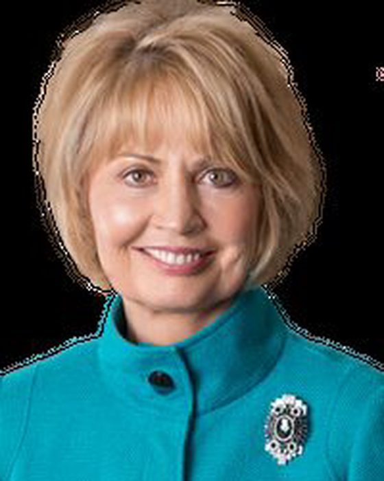 Portrait of Patsy Hazlewood