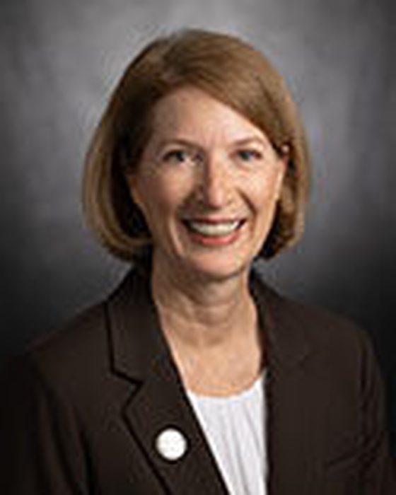 Portrait of Vikki Goodwin