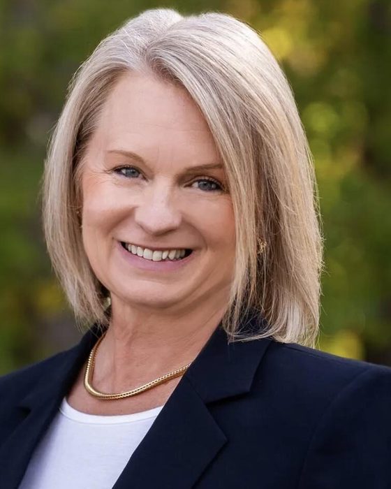 Portrait of Kristen Chevrier