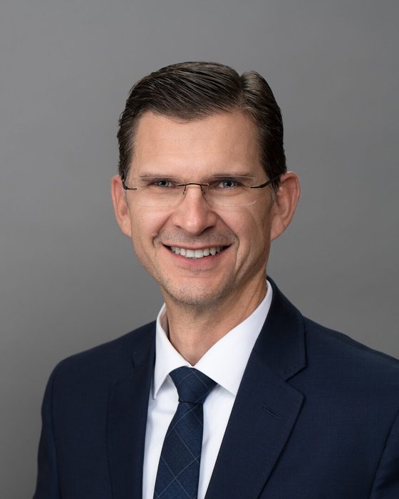 Portrait of Neil Walter