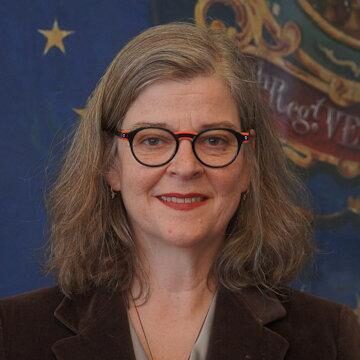 Elizabeth Burrows portrait