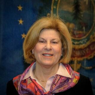 Lynn Dickinson portrait