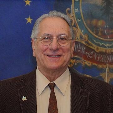 Mike Mrowicki portrait