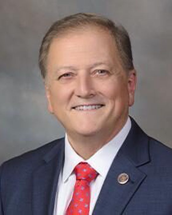 Portrait of Chris Head