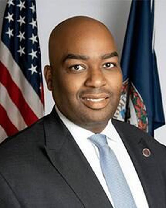 Portrait of Lamont Bagby