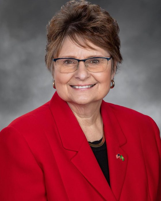 Portrait of Deb Manjarrez