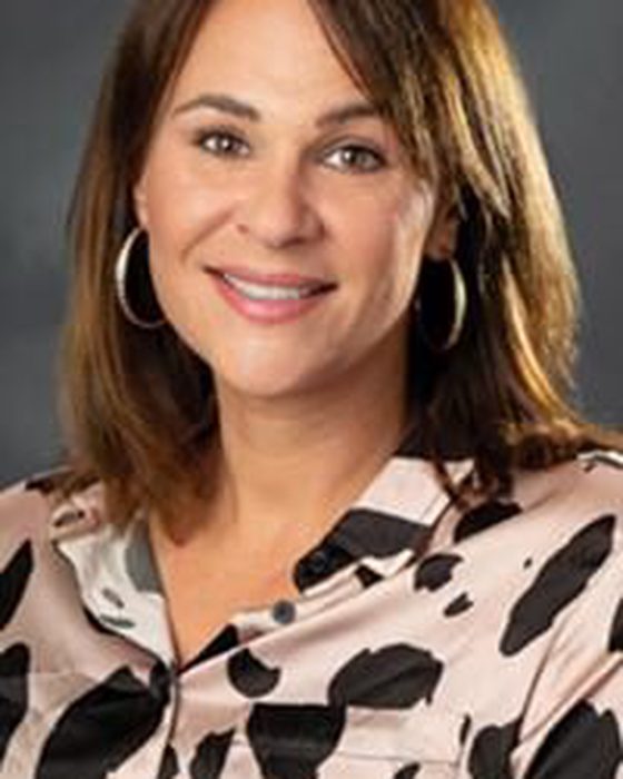 Portrait of Diana Winzenreid