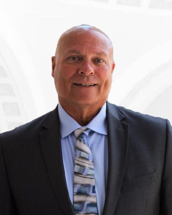 Portrait of Scott Fuller