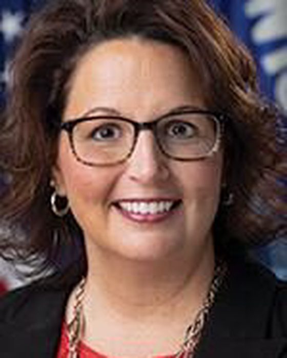 Portrait of Amy Binsfeld