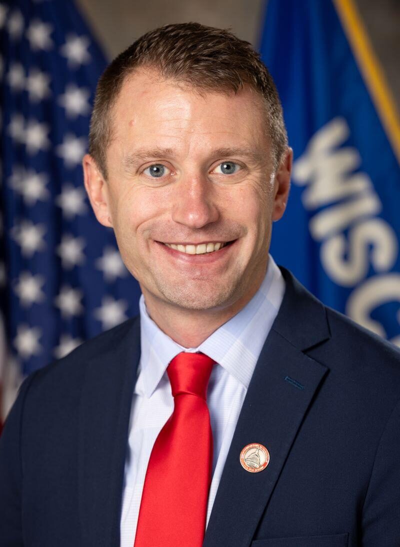 Brent Jacobson portrait