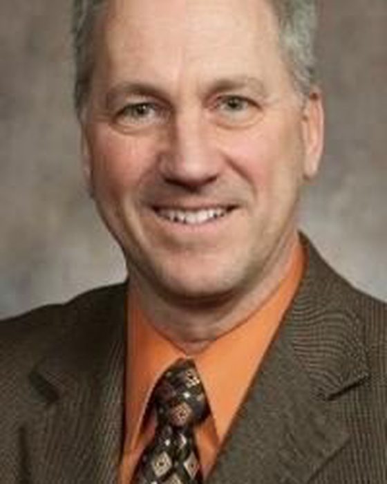 Portrait of Dan Knodl