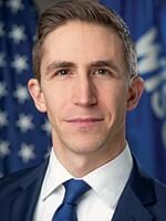 Daniel Riemer portrait