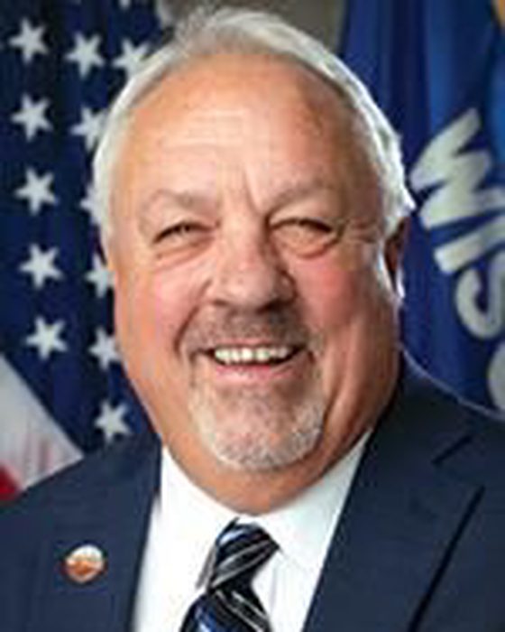 Portrait of Jon Plumer