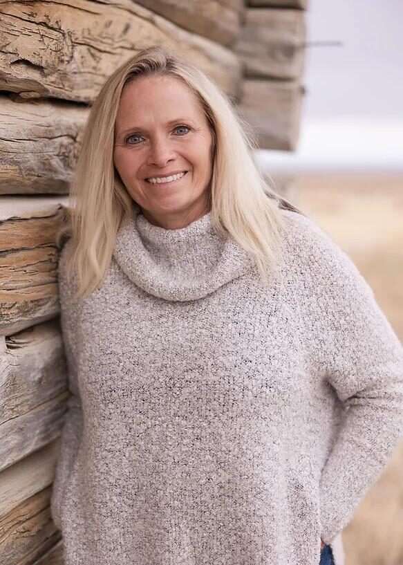 Portrait of Laura Pearson