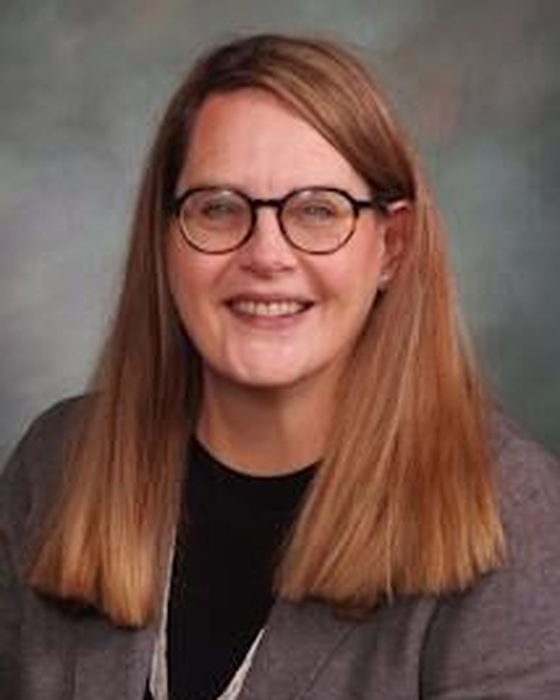 Portrait of Pam Thayer