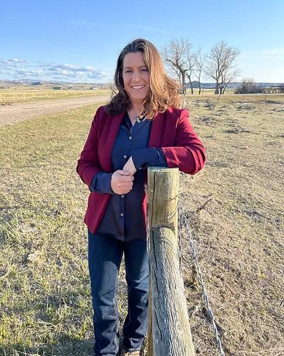 Portrait of Tomi Strock